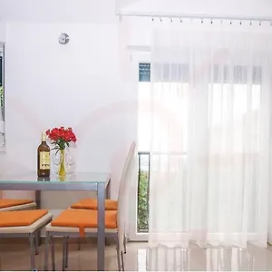 Stari Dvori Apartment Trogir